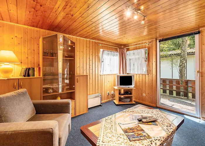 Ferienpark 12 - Finnhütte *